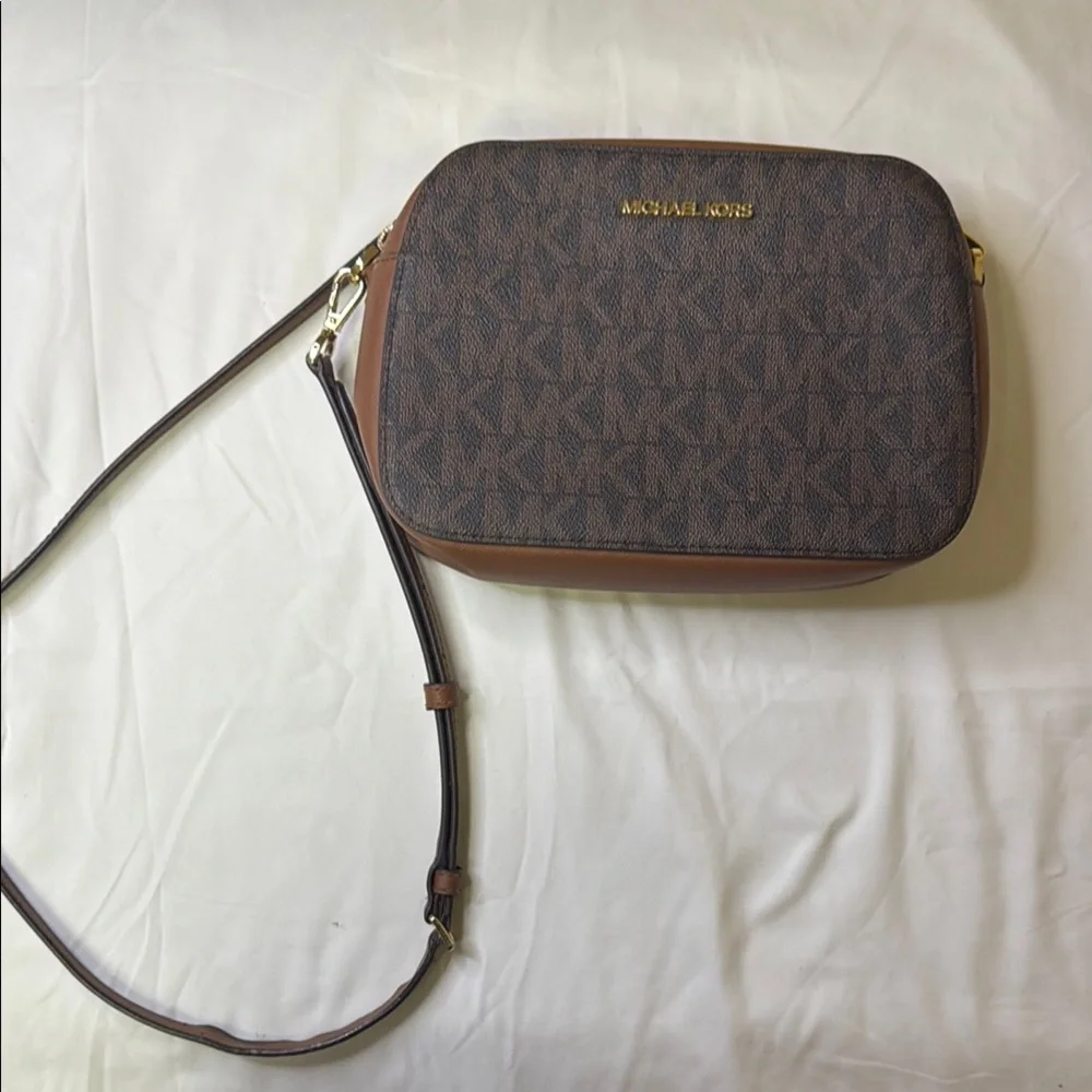 Michael Kors sleek everyday